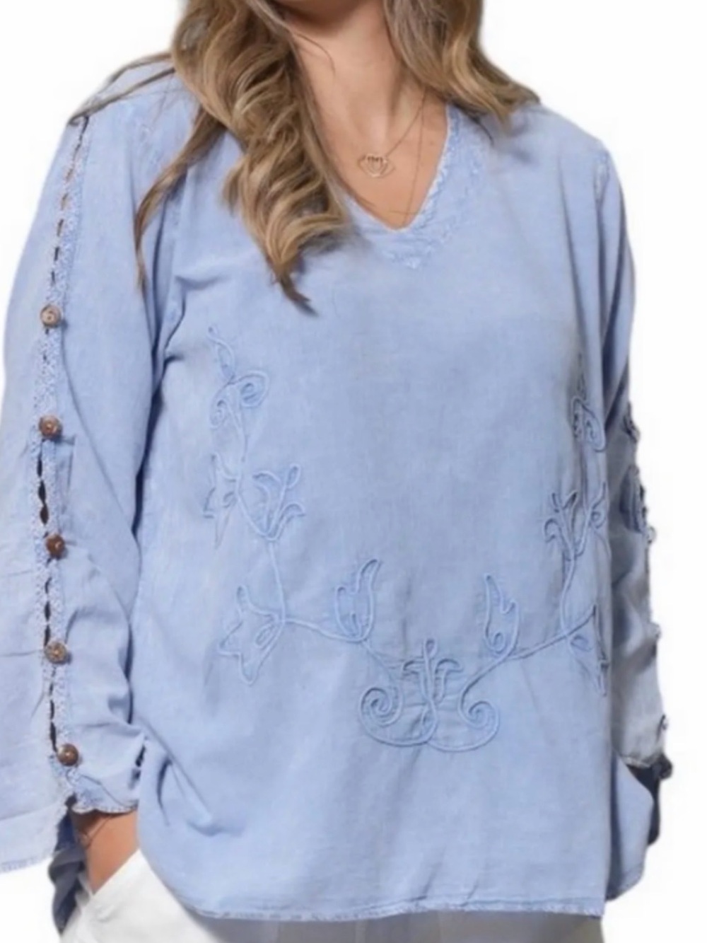 Light Blue Embroidered V-Neck Women’s Tunic Top M